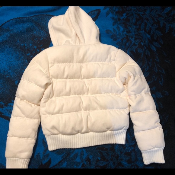 White puffer jacket - Picture 3 of 3